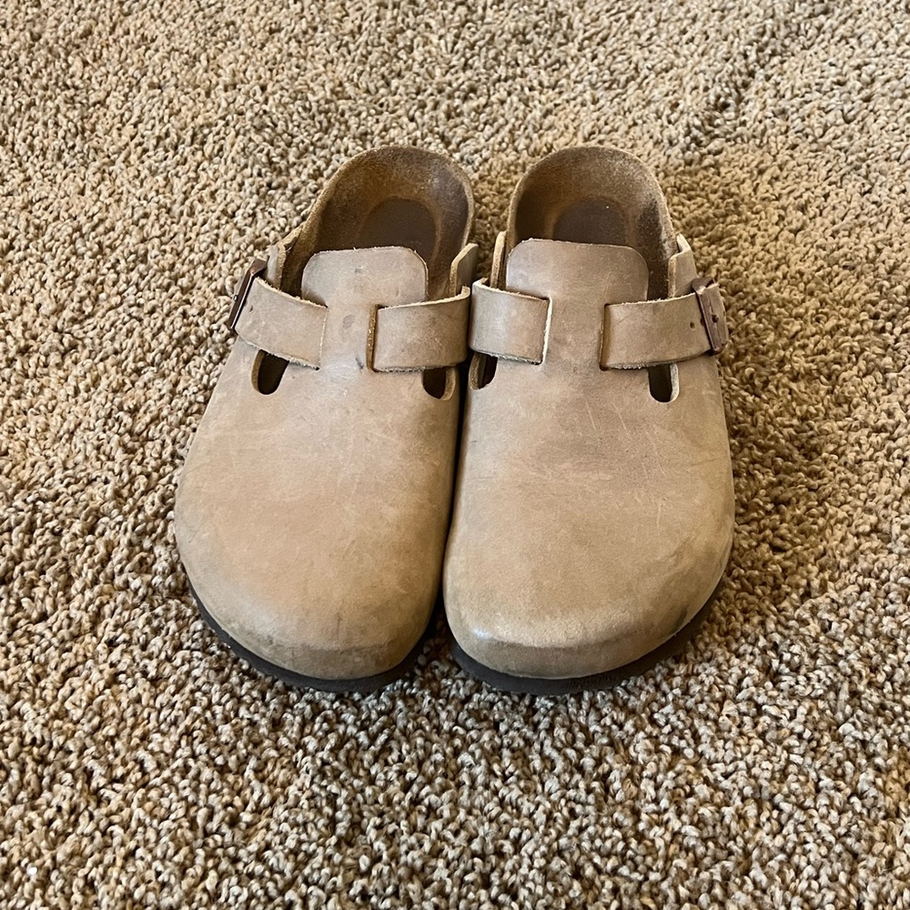 Birkenstock Women’s Boston Clogs Tan Slip On Size 38 7 7.5